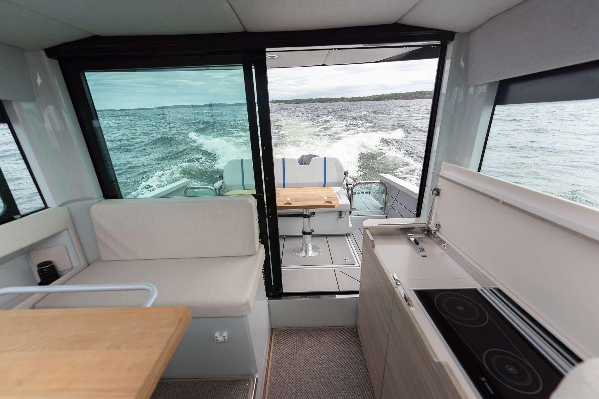 Serendipity - Motor Yacht in Kontokali