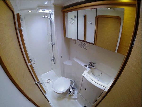 Azzurra - Catamaran in Milazzo