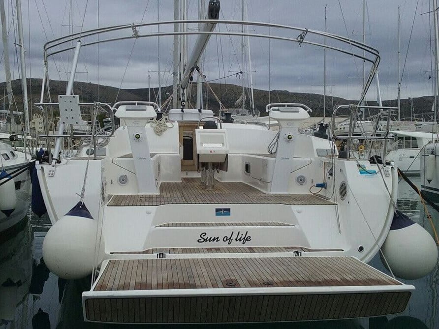 SUN OF LIFE - Sailboat in Primošten