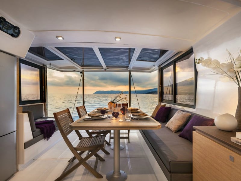 PRIVATE BAY - Catamaran in Primošten