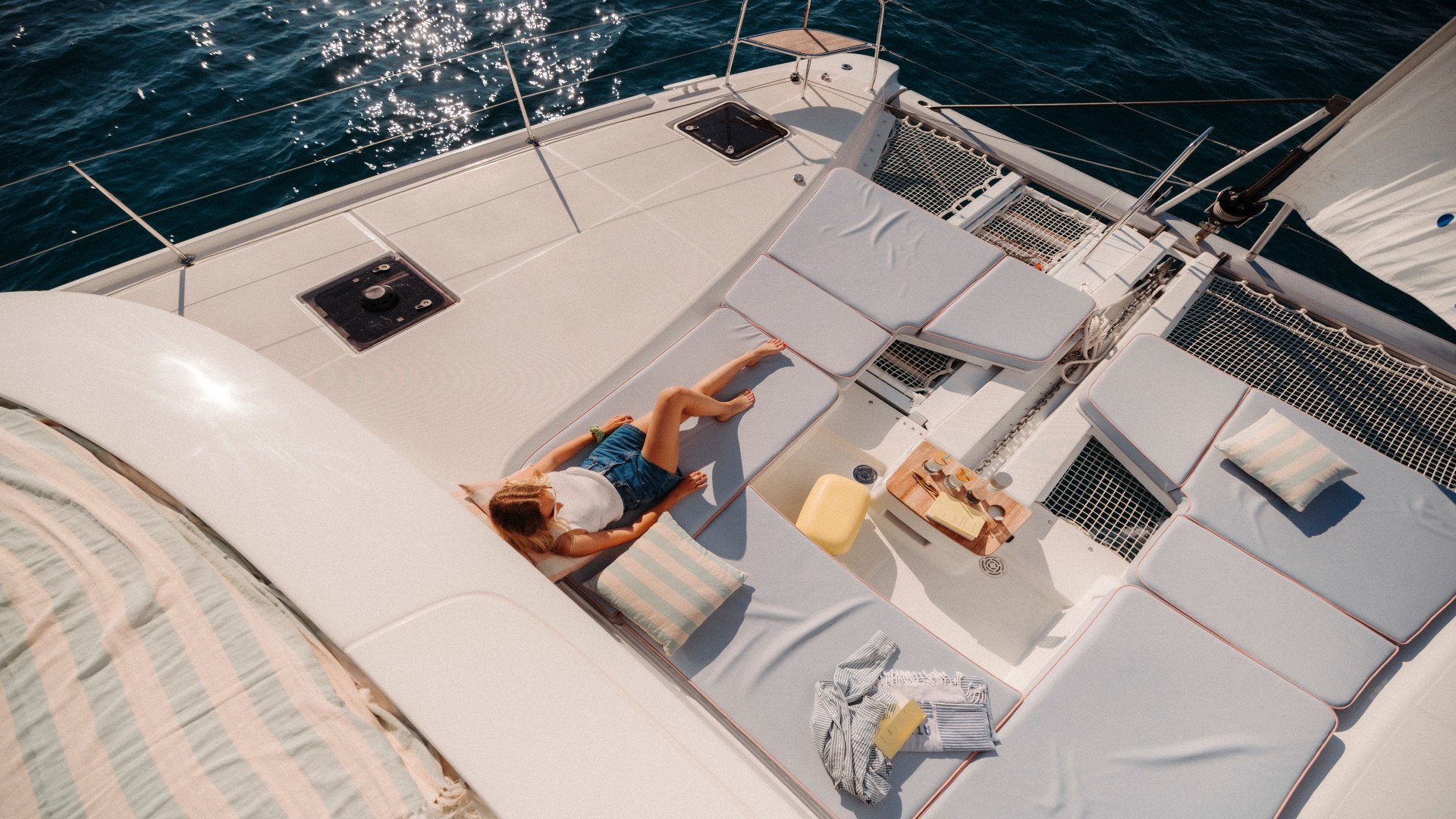 LODIRE - Catamaran in Alimos