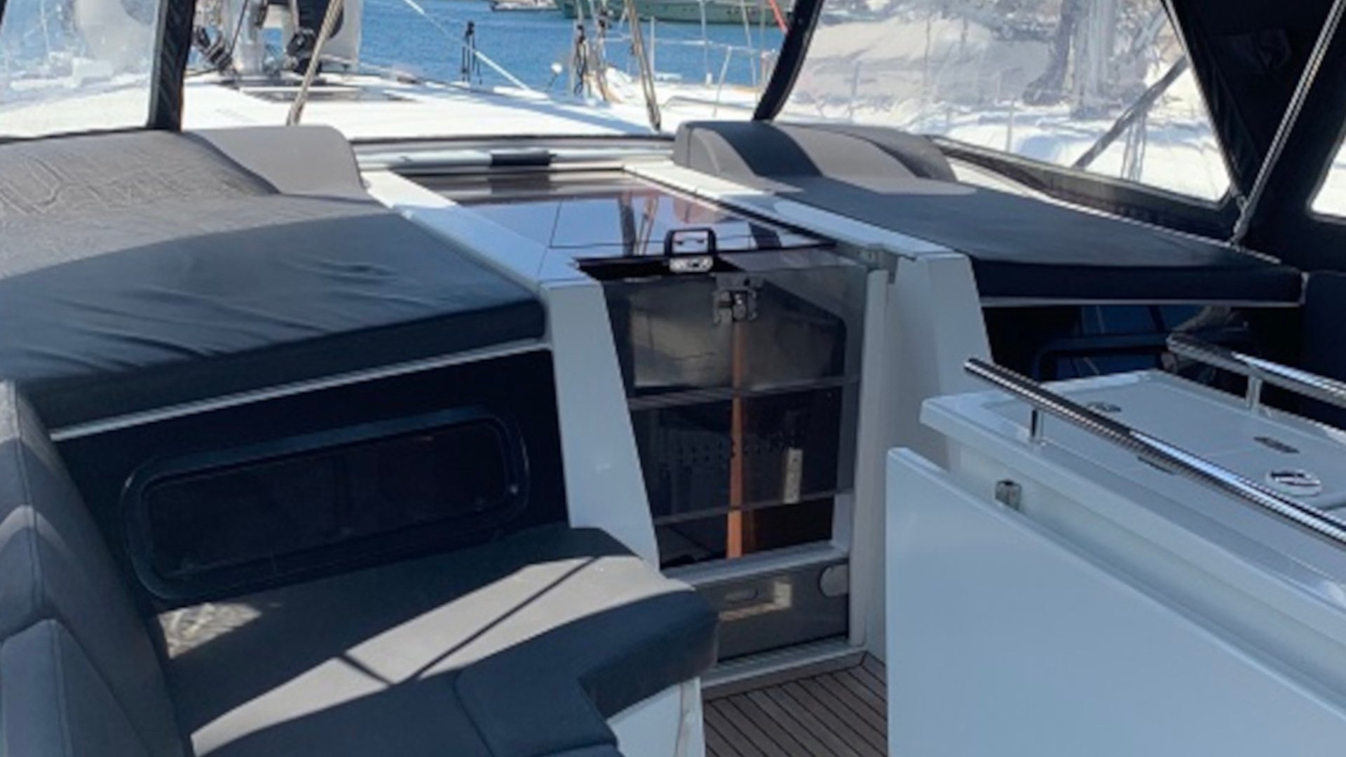 SERENITY - Yelkenli içinde Skiathos