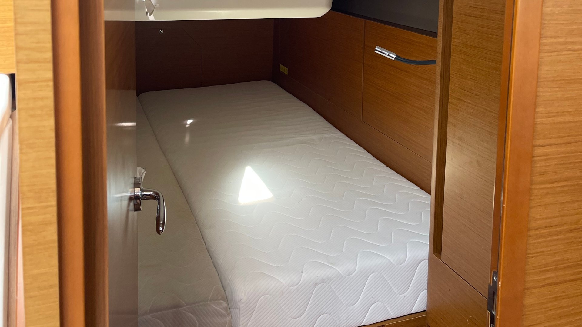 OLYMPIA - Sailboat in Skiathos