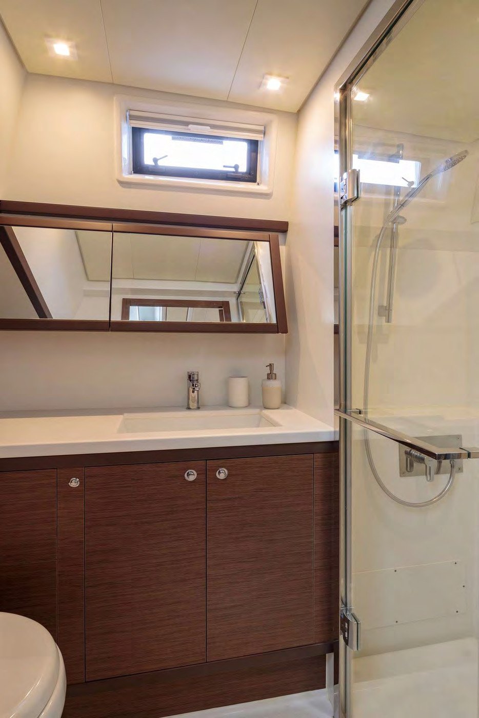 MADININA - Catamaran in Anatoliki Attiki