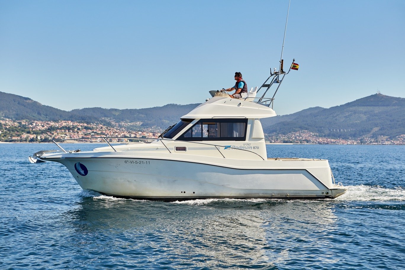 Txanpa Hiru - Motor Yacht in Vigo