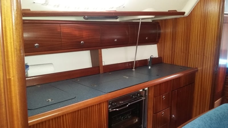 Pillabans - Sailboat in Vigo