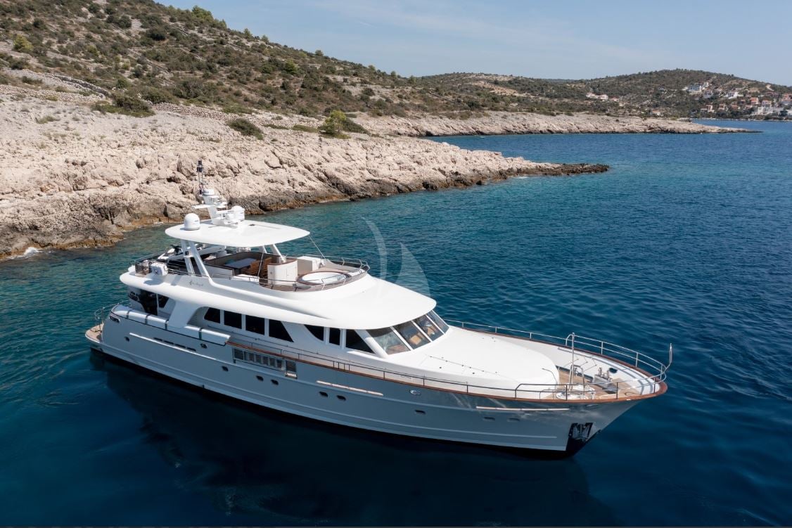 SEA BREEZE II - Motor Yacht in Rogoznica