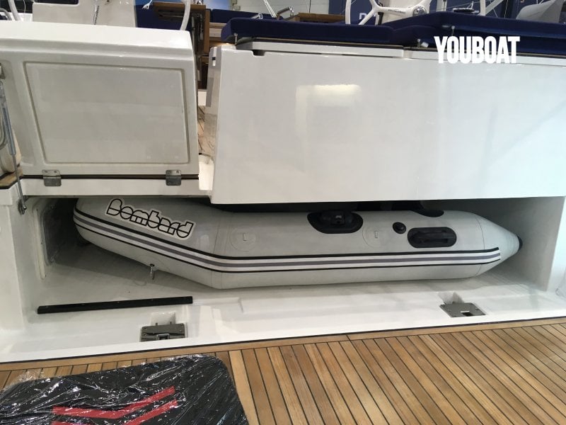 Blue Diamond - Yelkenli içinde Alimos