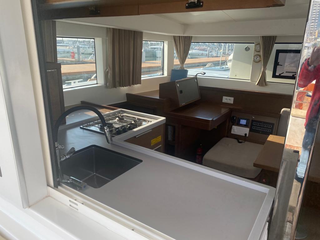 Regolo - Catamaran in Salerno