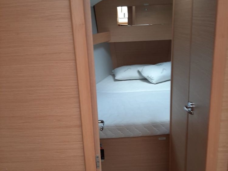 Avajava - Sailboat in Tonnarella