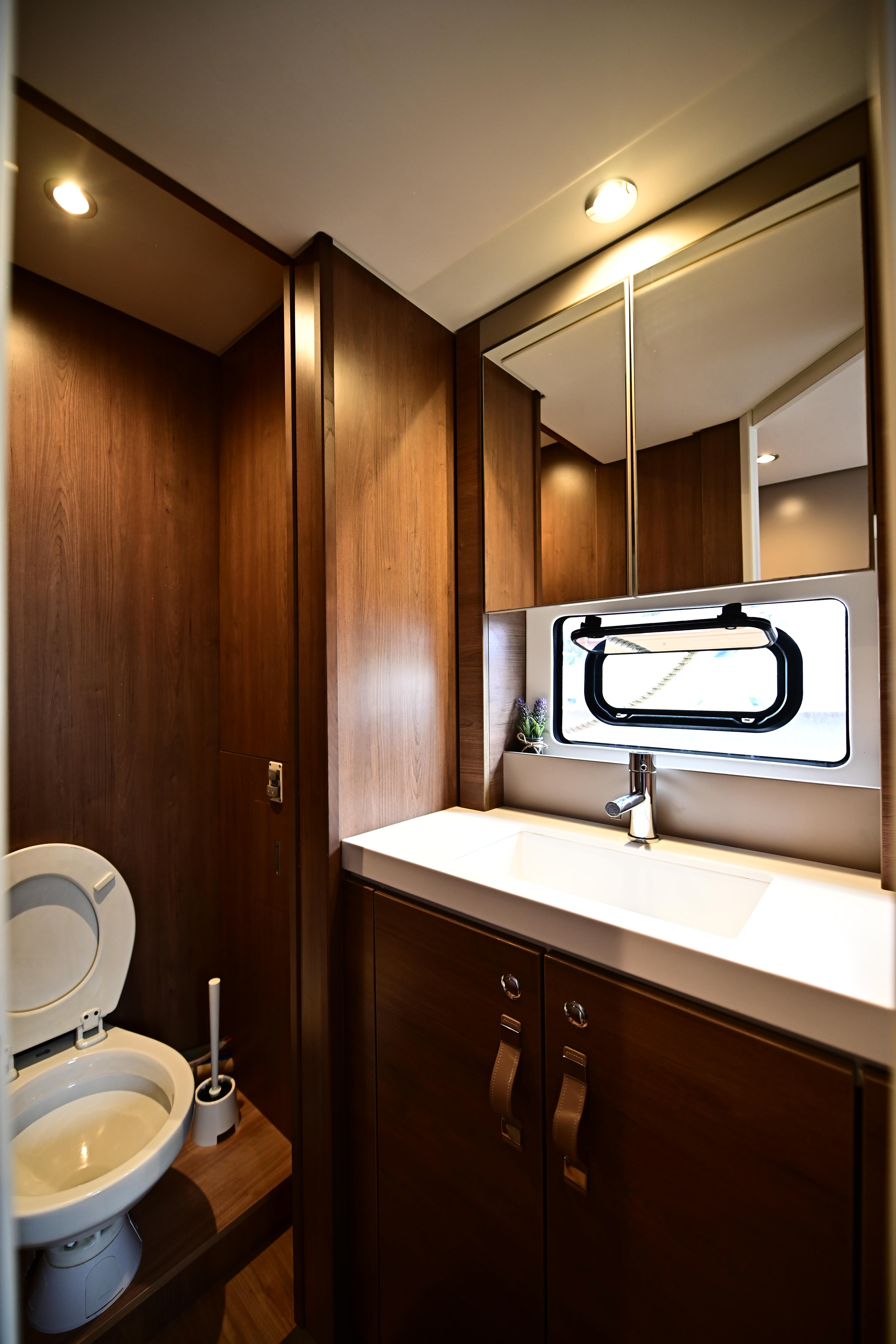 Agatirno - Catamaran in Salerno