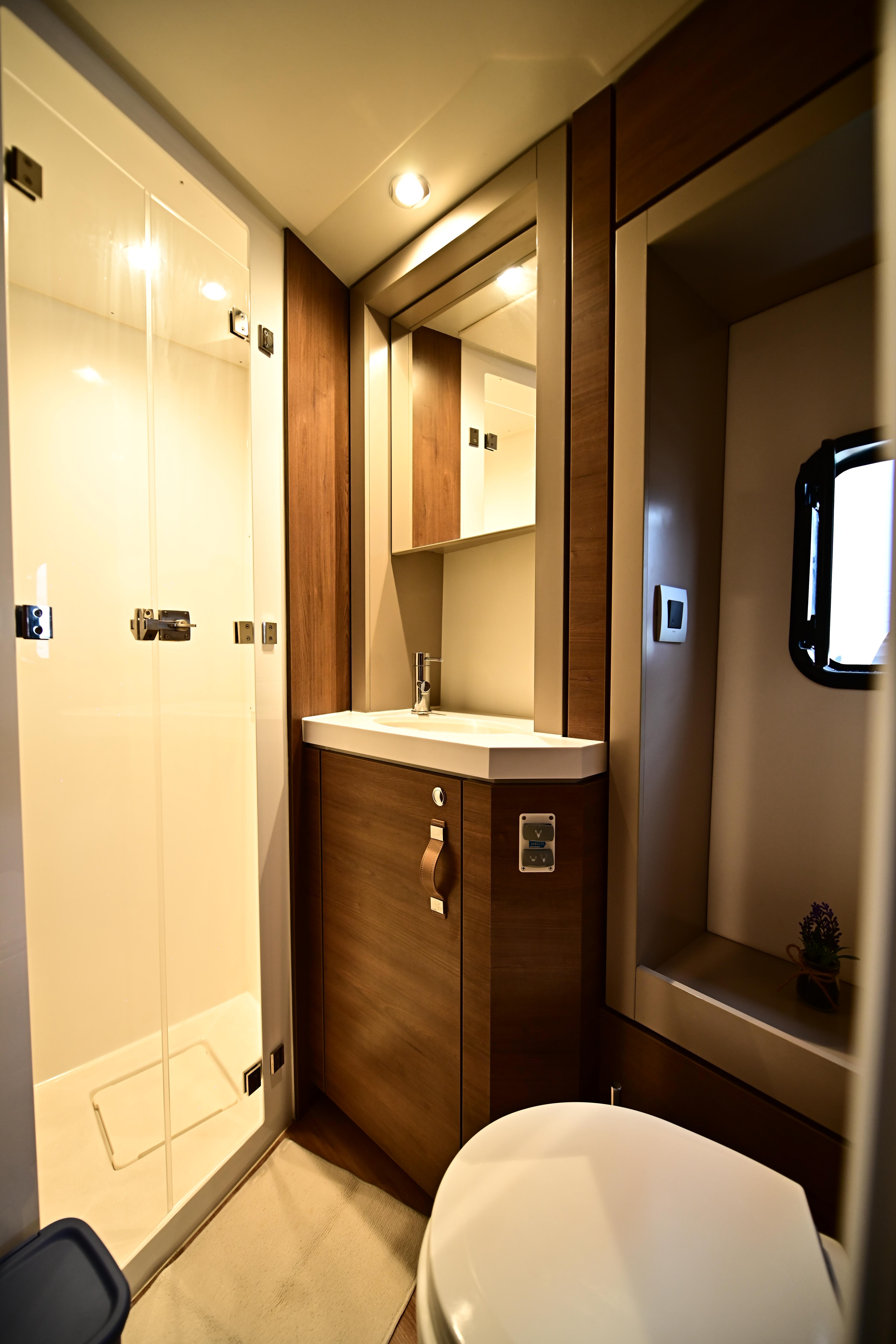 Endeavour - Catamaran in Tonnarella