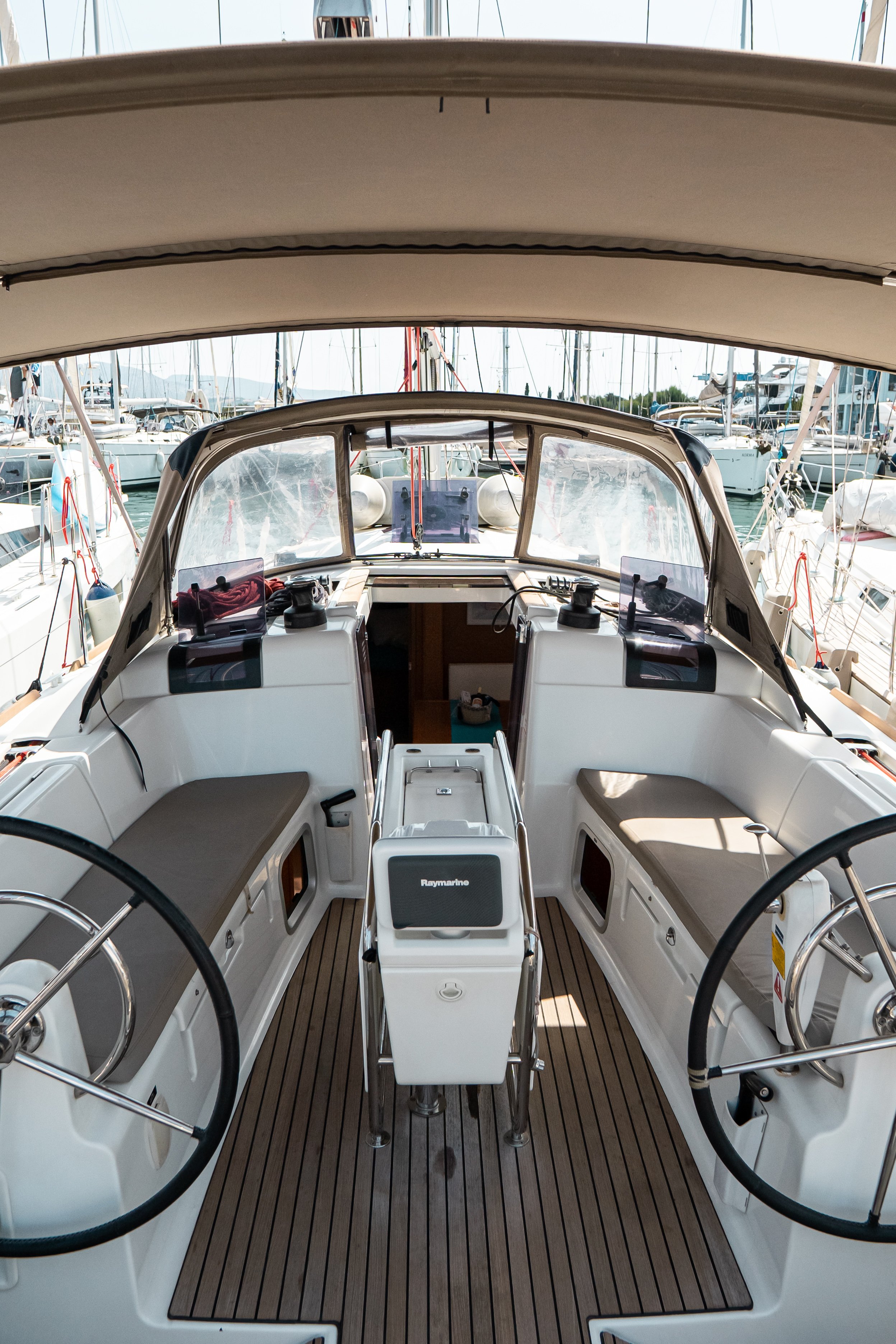 IZZI  Boat location in LEFKAS MARINA, D-marin - Yelkenli içinde Lefkada