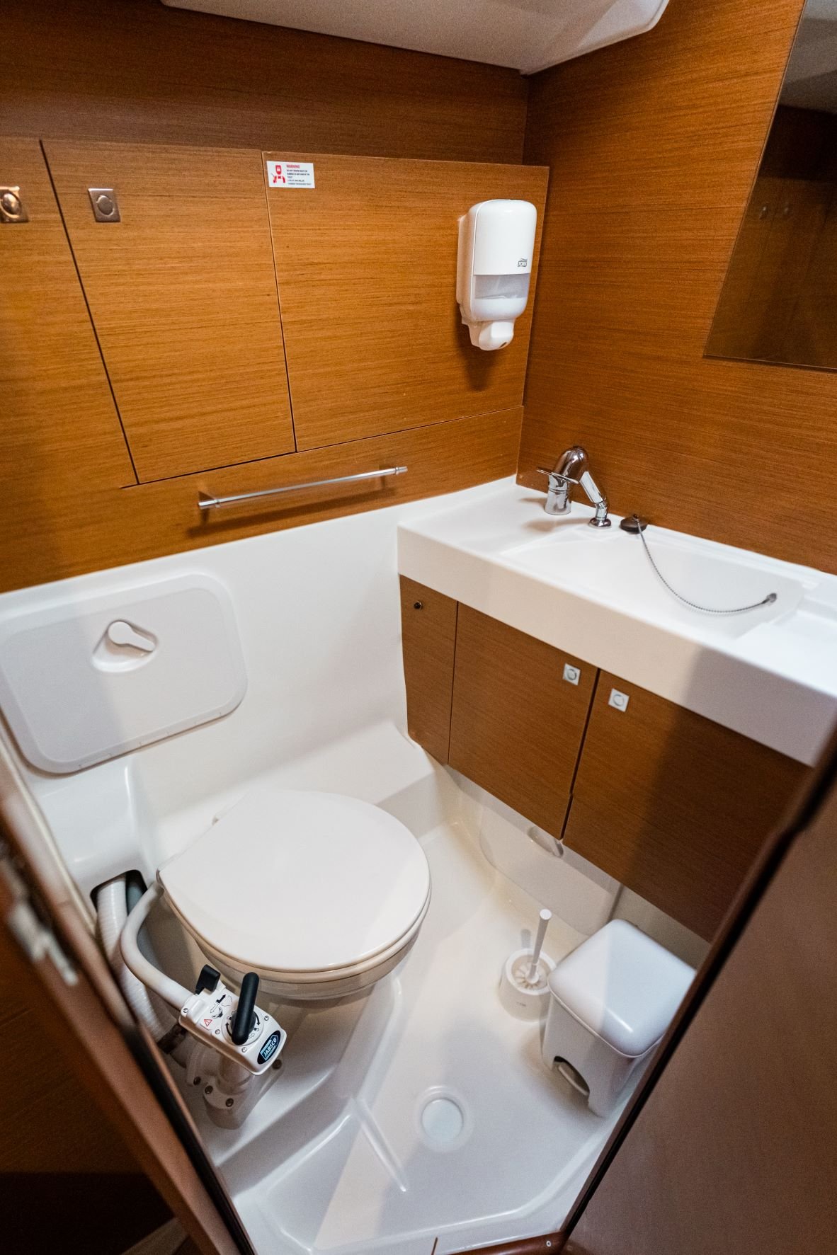 FILIPPOS I  Boat location in LEFKAS MARINA, D-marin  1 SUP FREE - Yelkenli içinde Lefkada