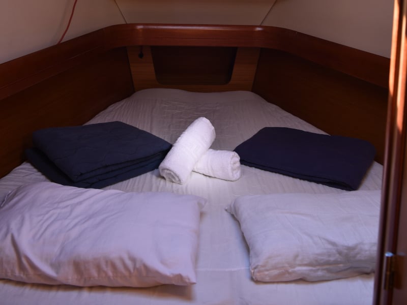 Triton (NEW sails 2021) - Sailboat in Volos