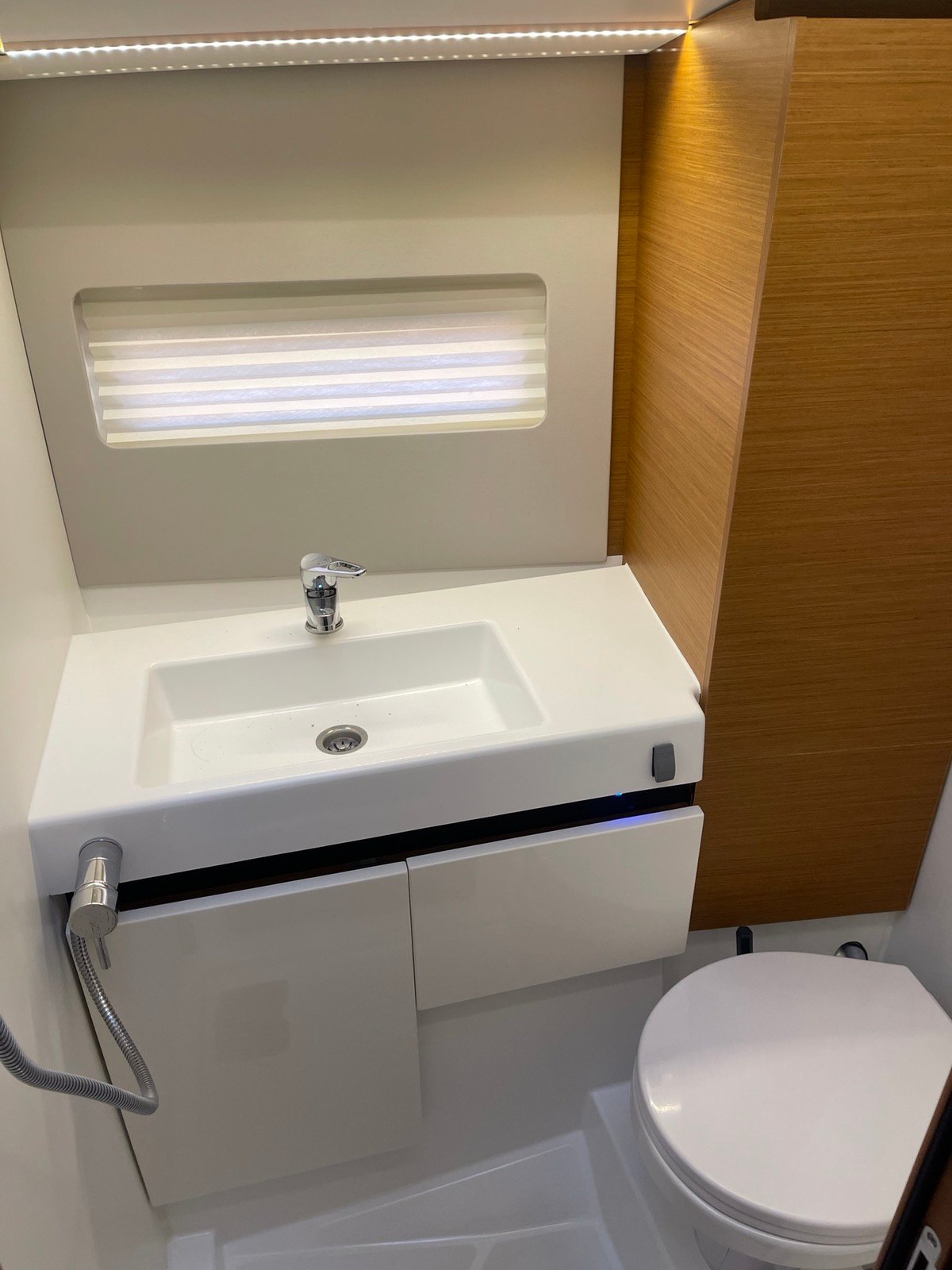 Helia (A/C, Gen. 10kVA, Electric Winch NEW 2022) - Sailboat in Volos