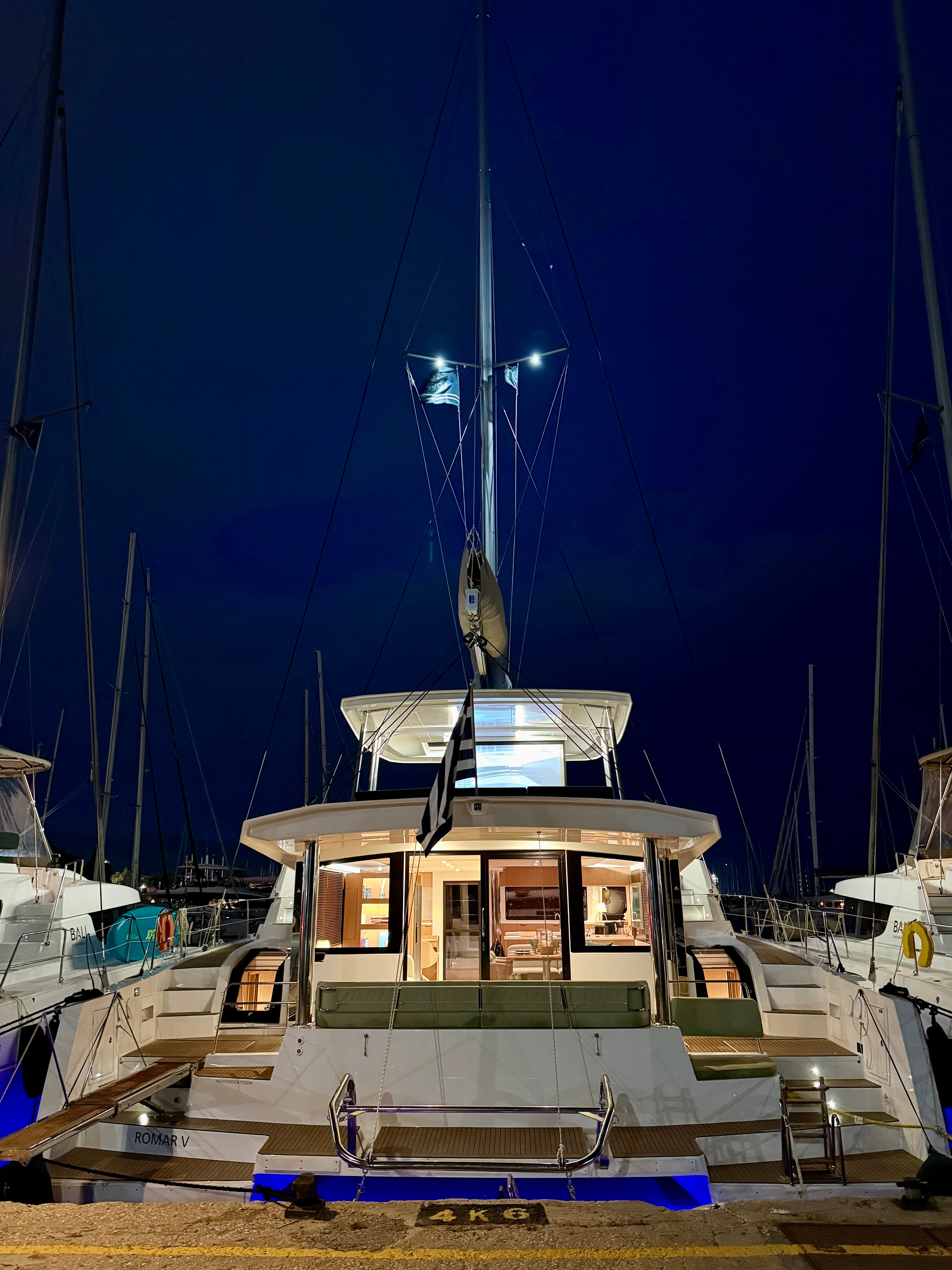 Romar V - Catamaran in Alimos