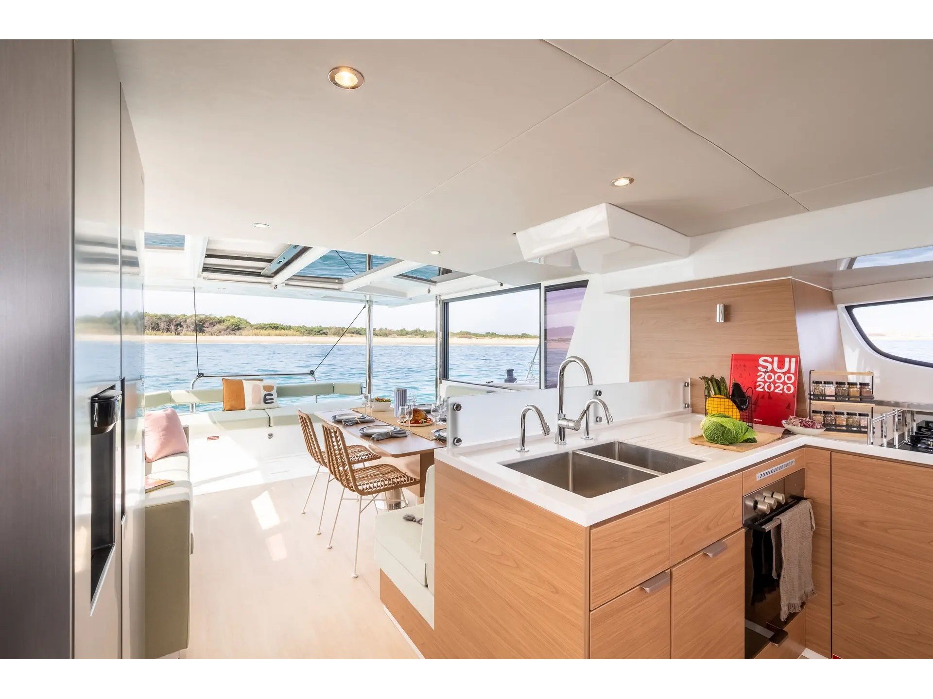 Romar VII - Catamaran in Alimos