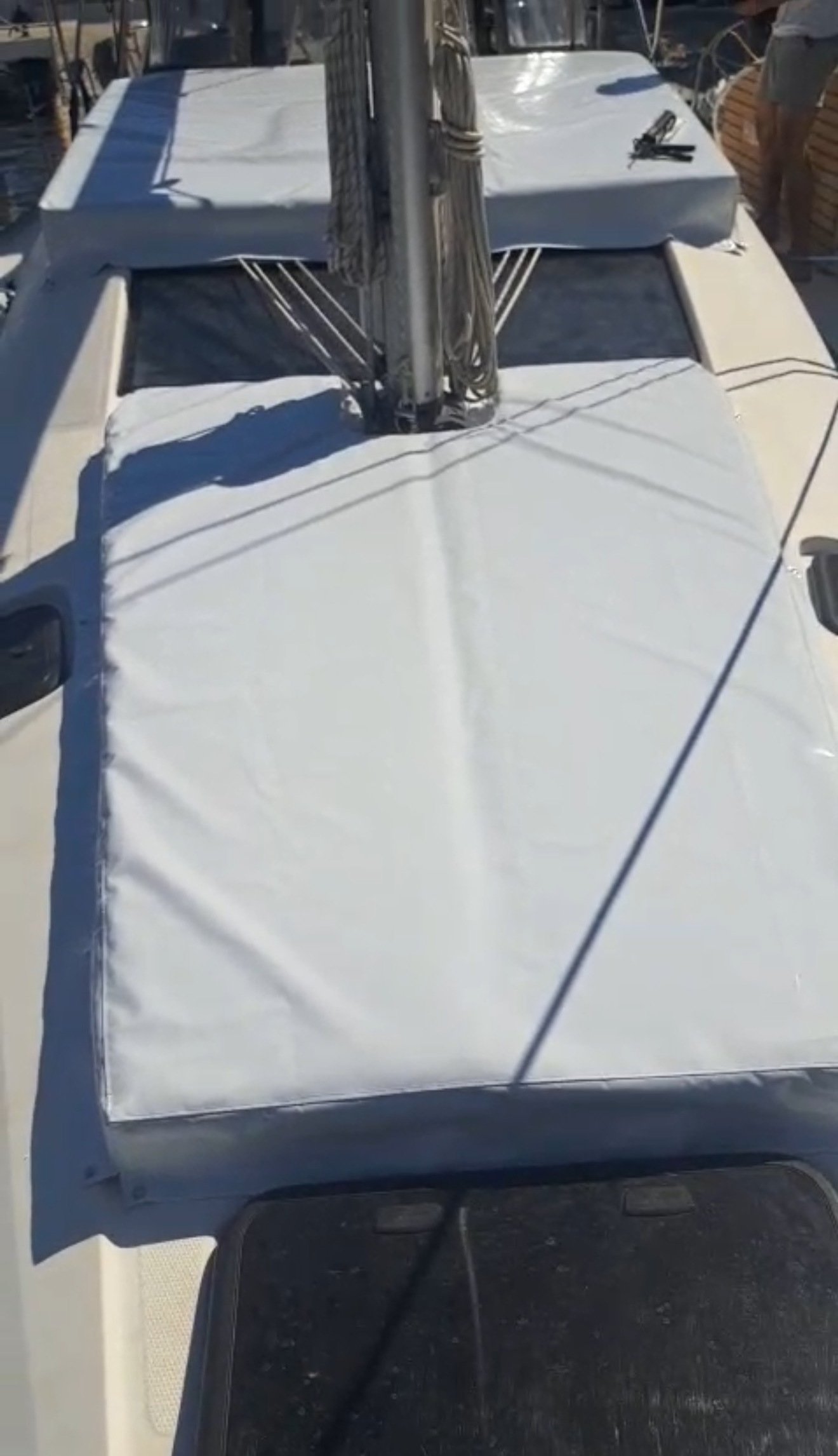 AF-ELAN45.1 - Sailboat in Alimos