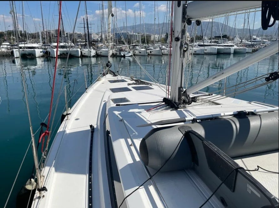 AF-C4523 - Sailboat in Alimos