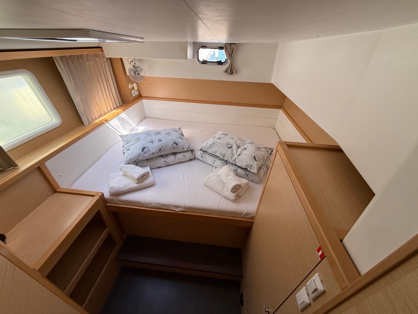 Cava - Catamaran in Anatoliki Attiki