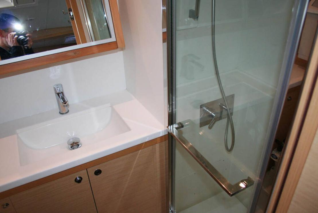 Matarma - Catamaran in Anatoliki Attiki