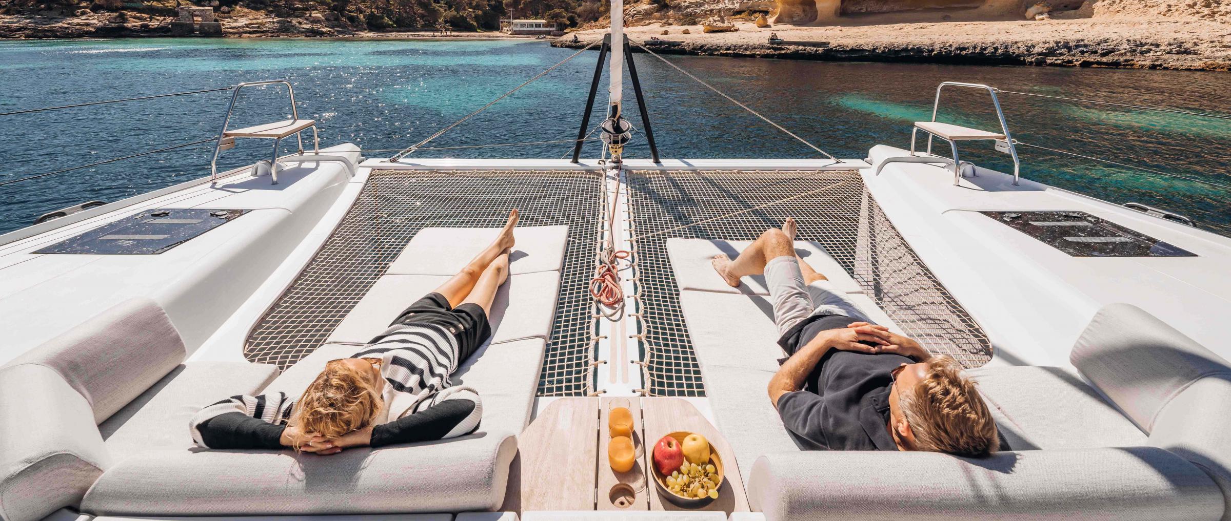 Hydra - Catamaran in Anatoliki Attiki