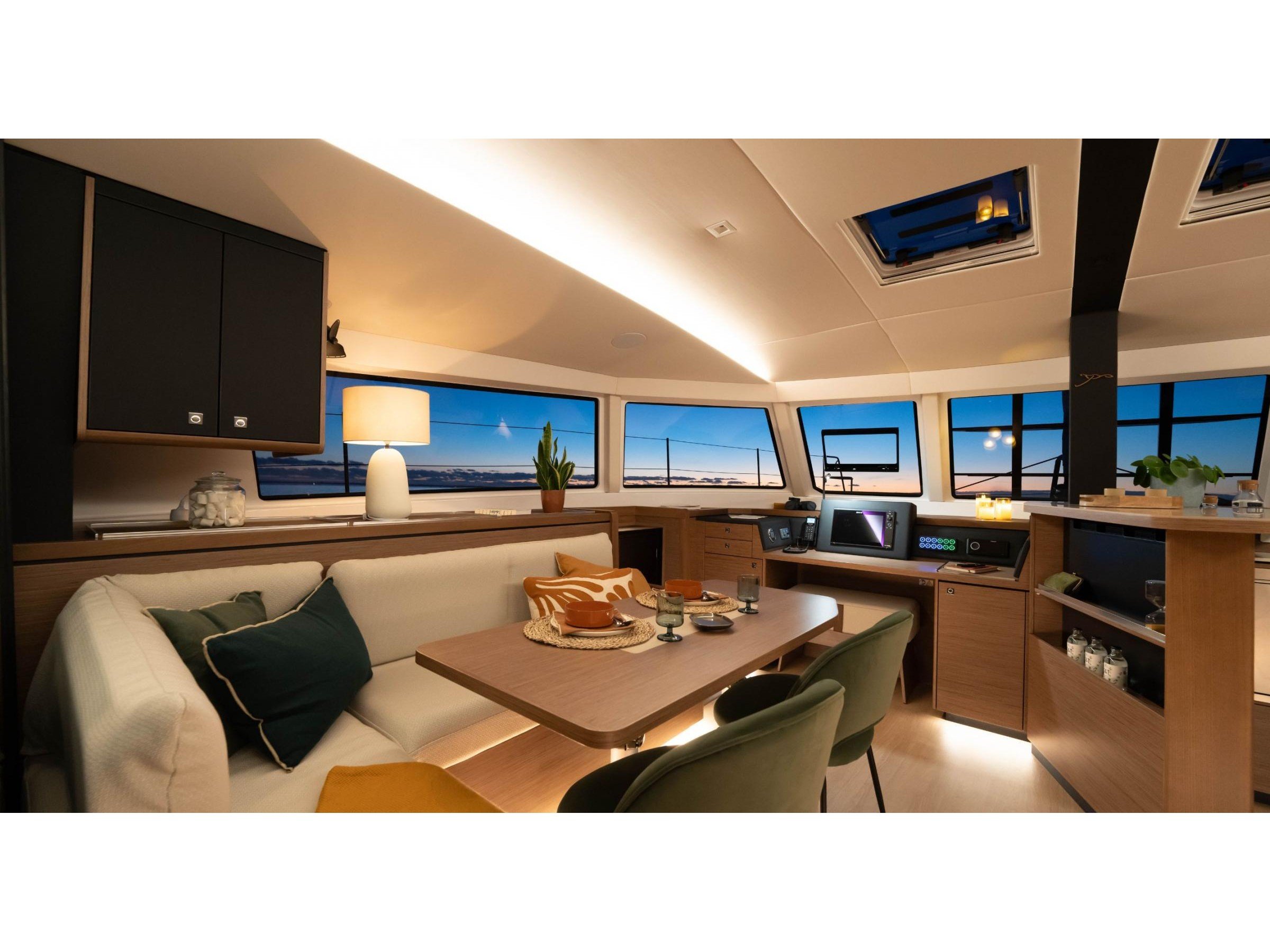 Xenial - Catamaran in Anatoliki Attiki