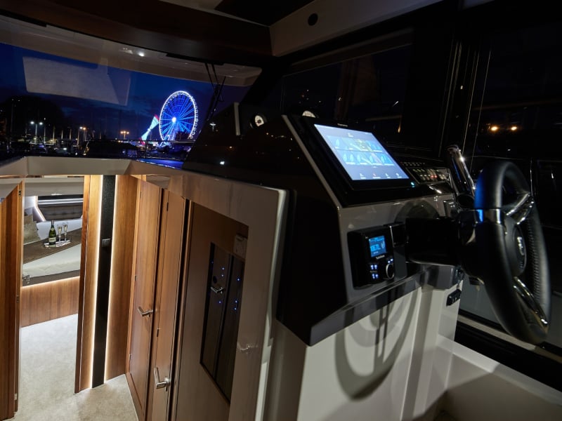 ELEGANCE FLYBRIDGE - Motor Yacht in Wilkasy