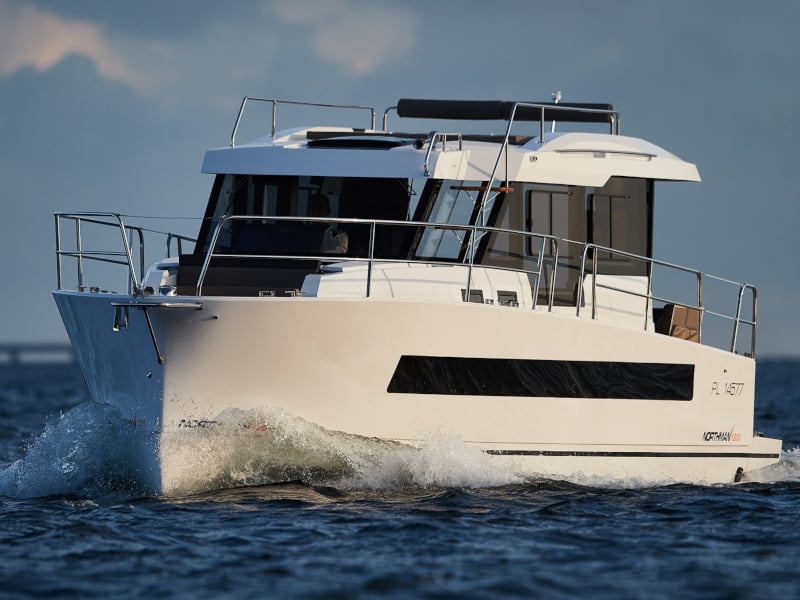 ELEGANCE FLYBRIDGE - Motor Yacht in Wilkasy