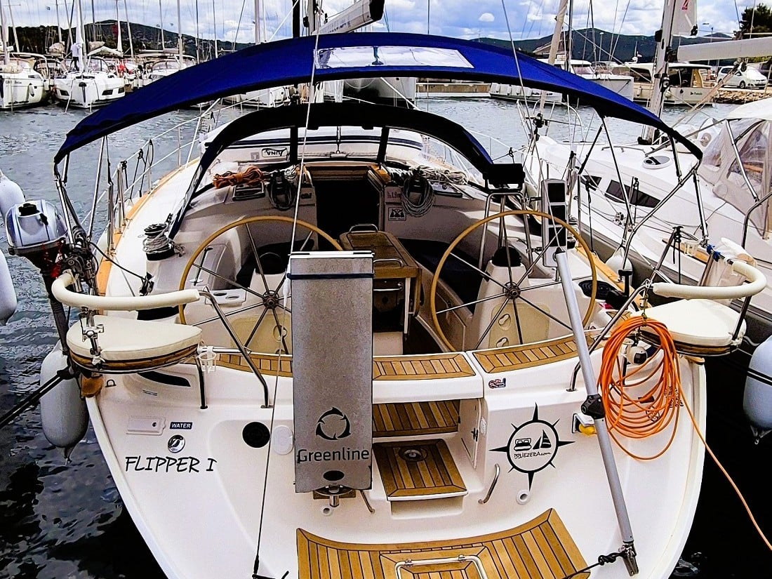 FLIPPER I - Sailboat in Jezera