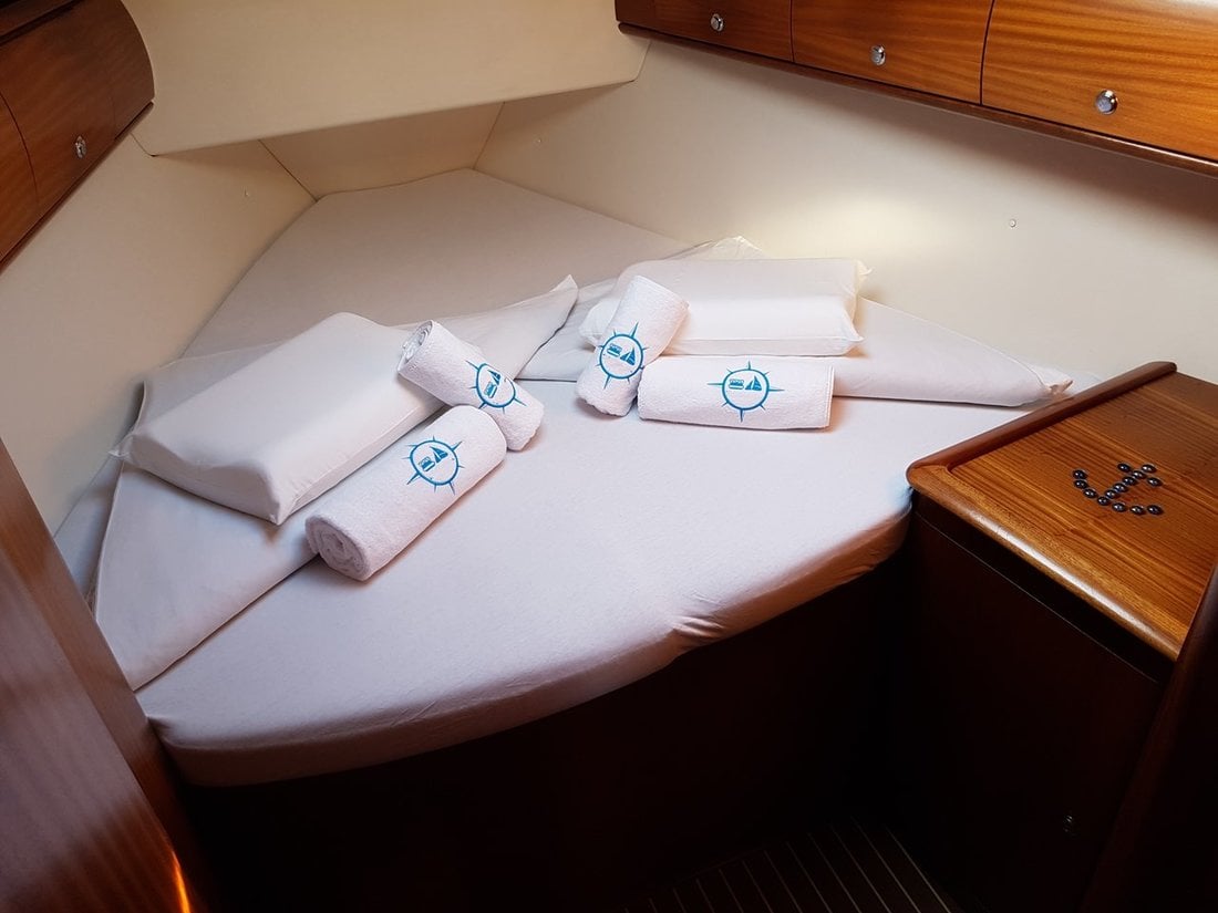 FLIPPER I - Sailboat in Jezera