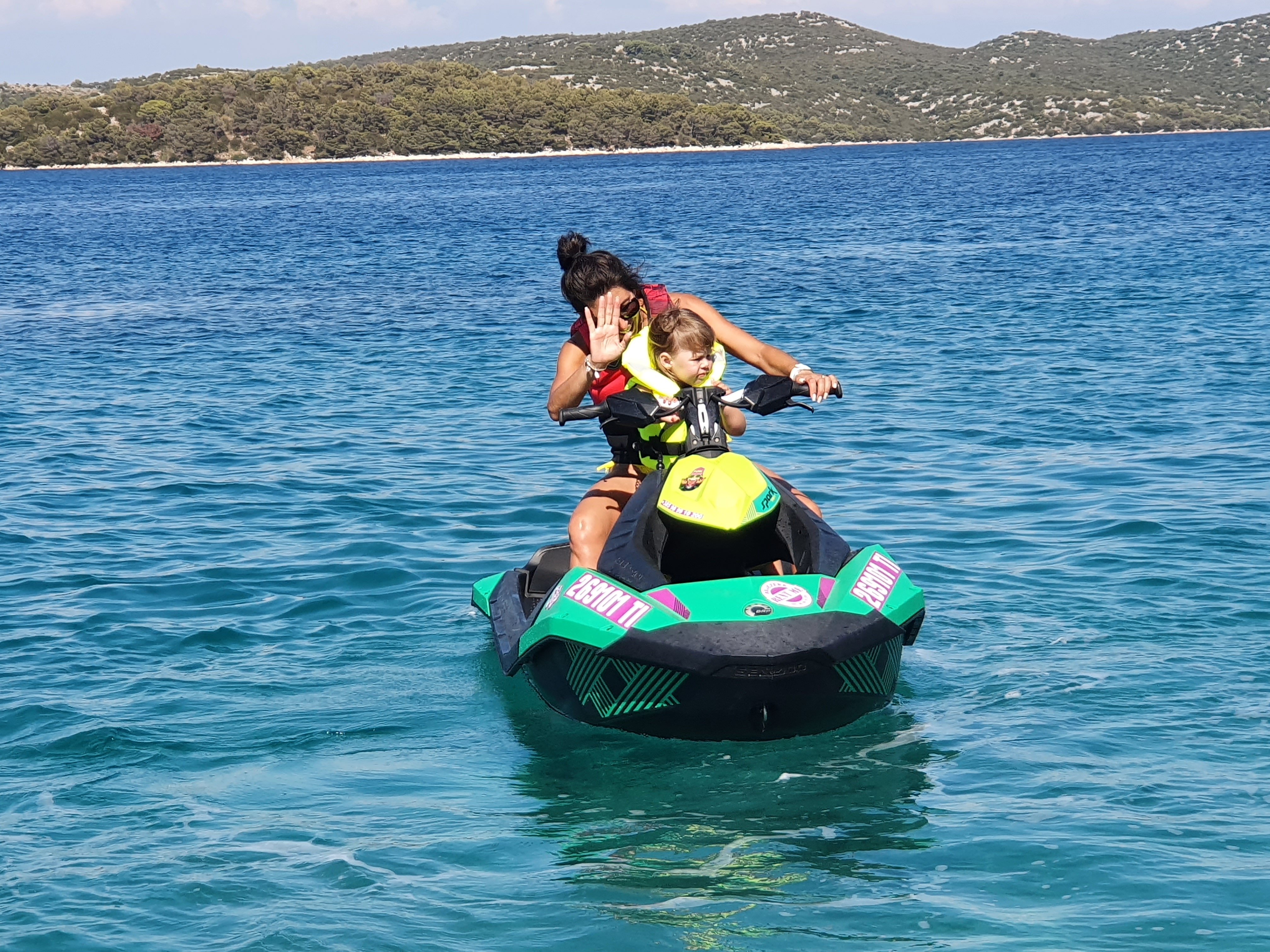 LUCKY - Other in Jezera