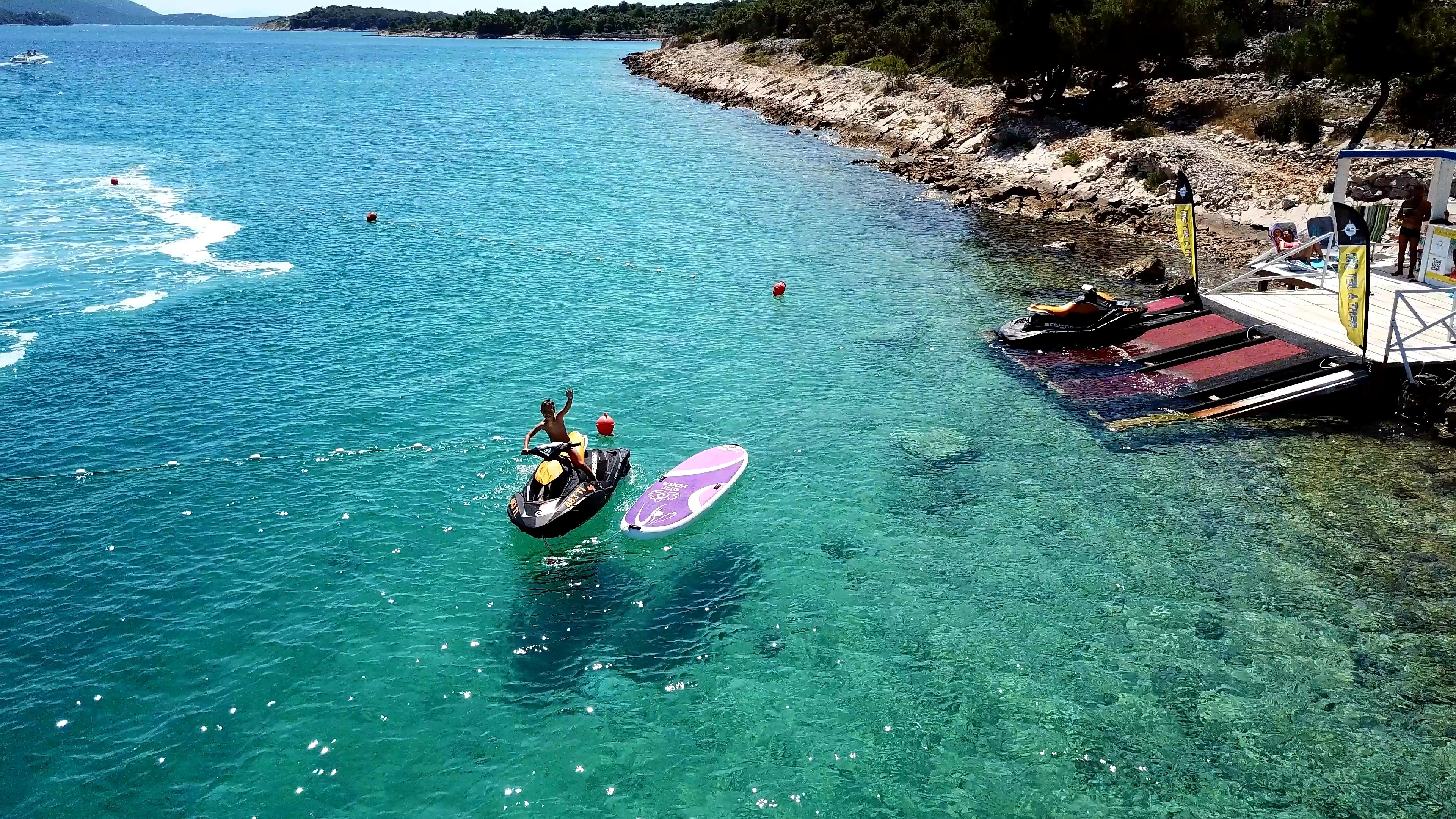 LUCKY - Other in Jezera