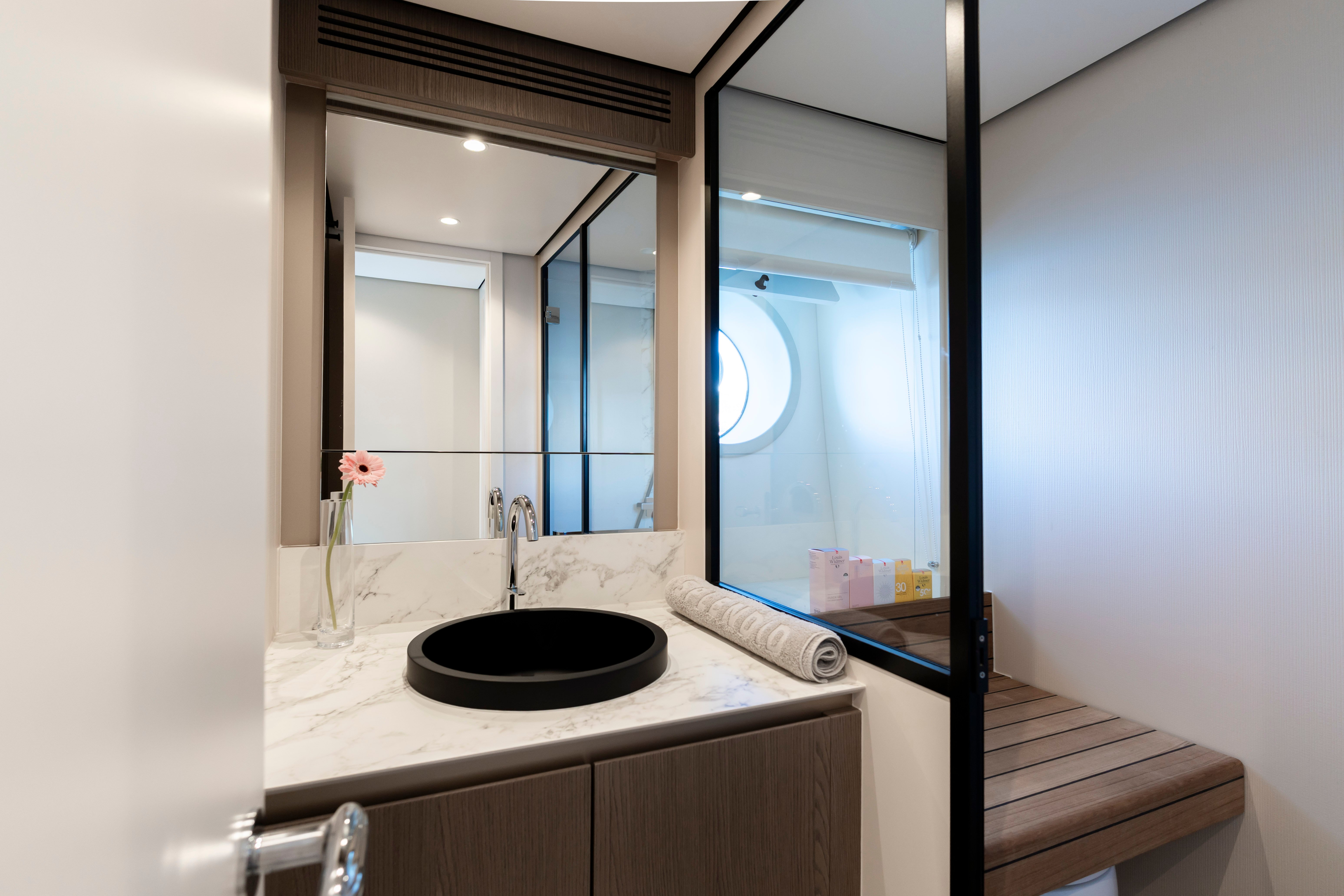 Olivia - Motor Yacht in Šibenik