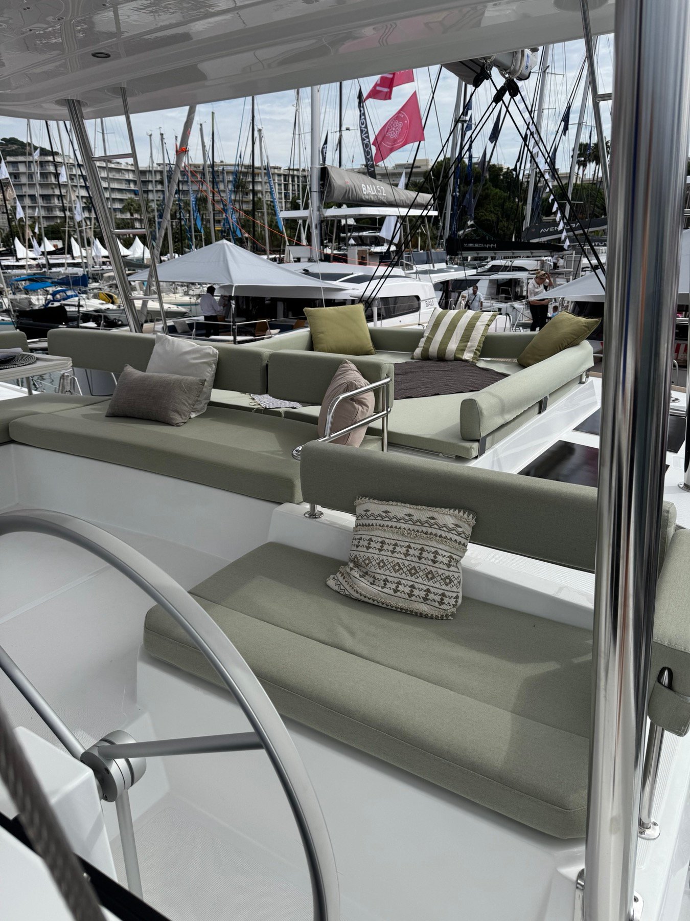 Katalea - Katamaran içinde Lefkada