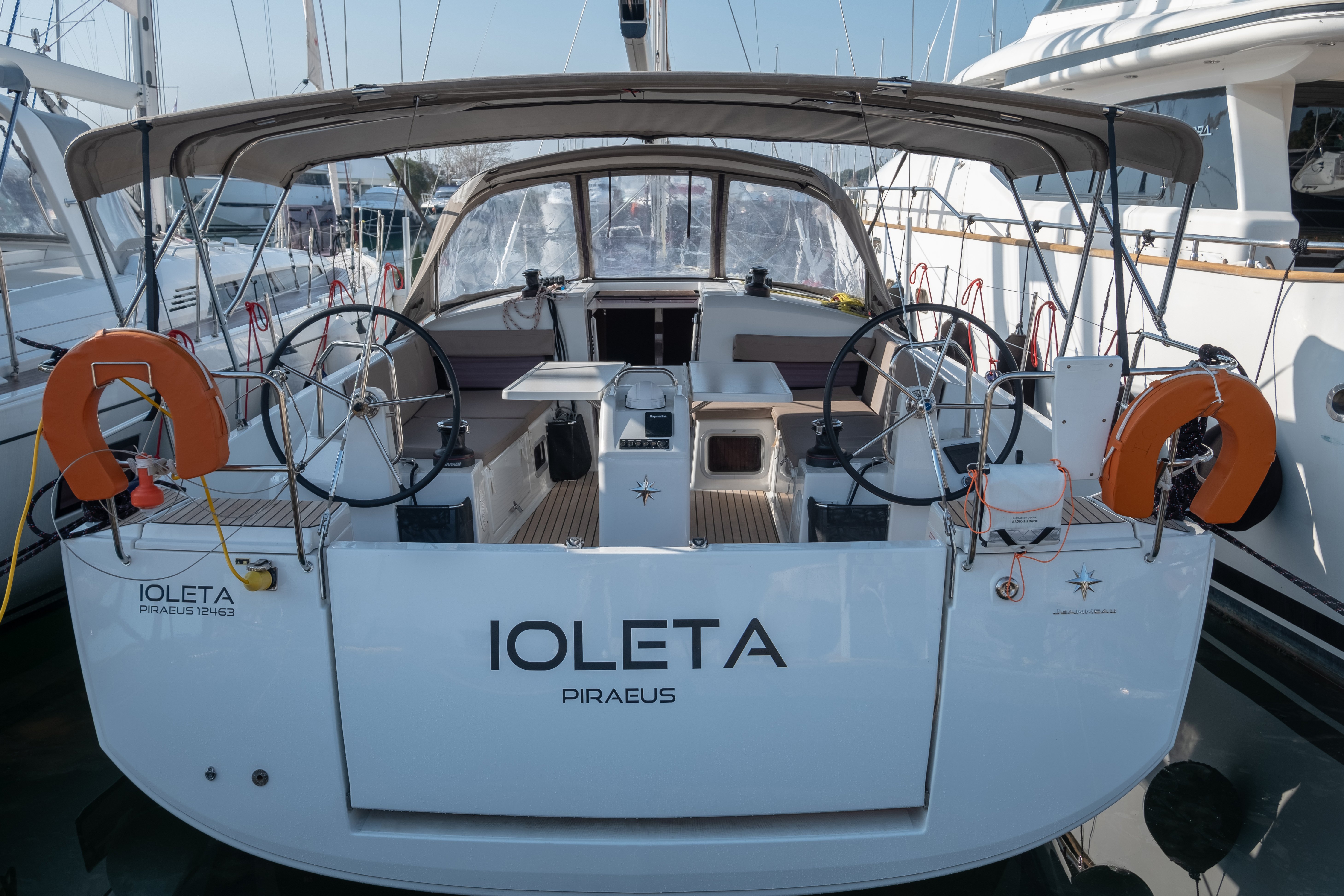 Ioleta - Yelkenli içinde Lefkada