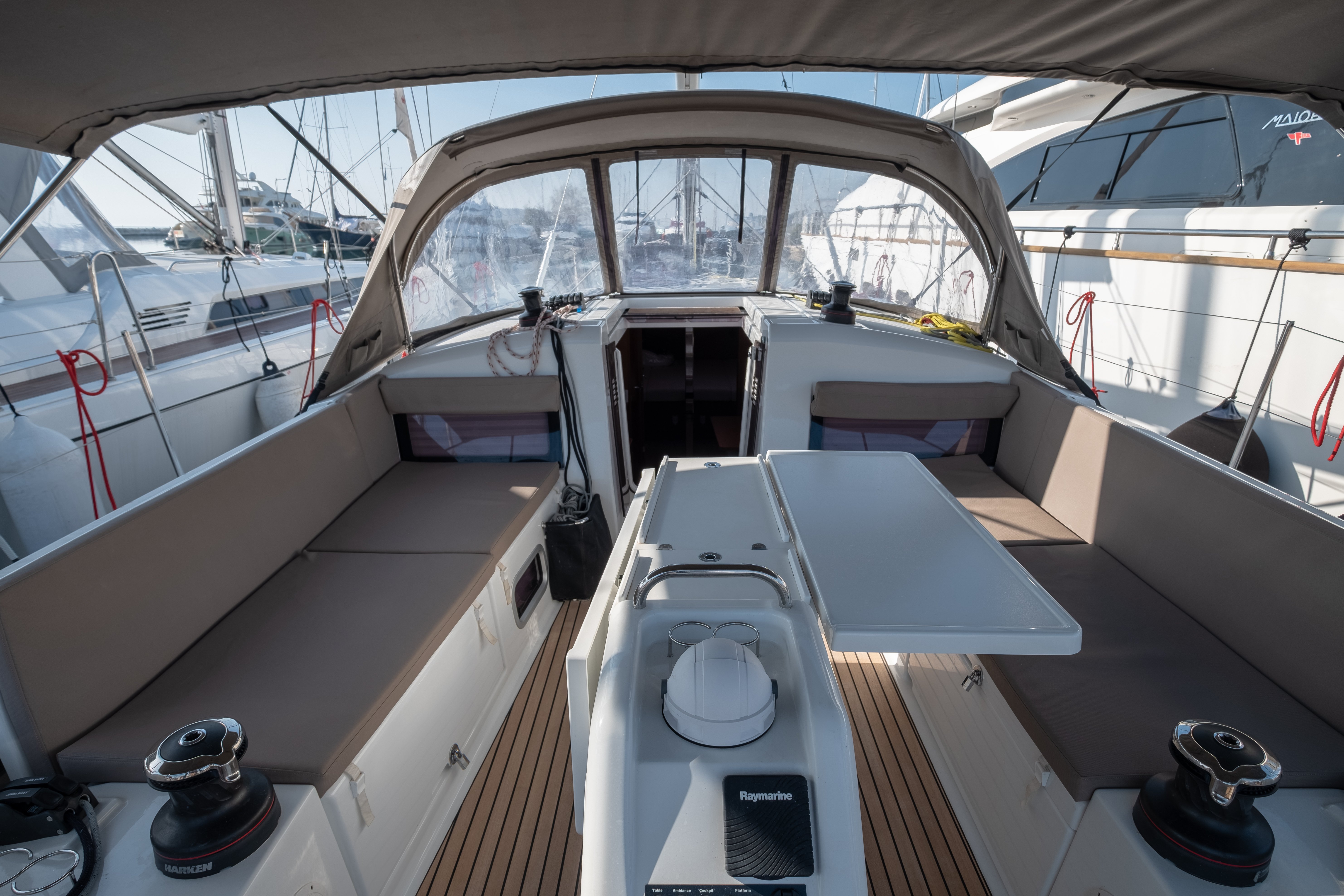 Ioleta - Yelkenli içinde Lefkada