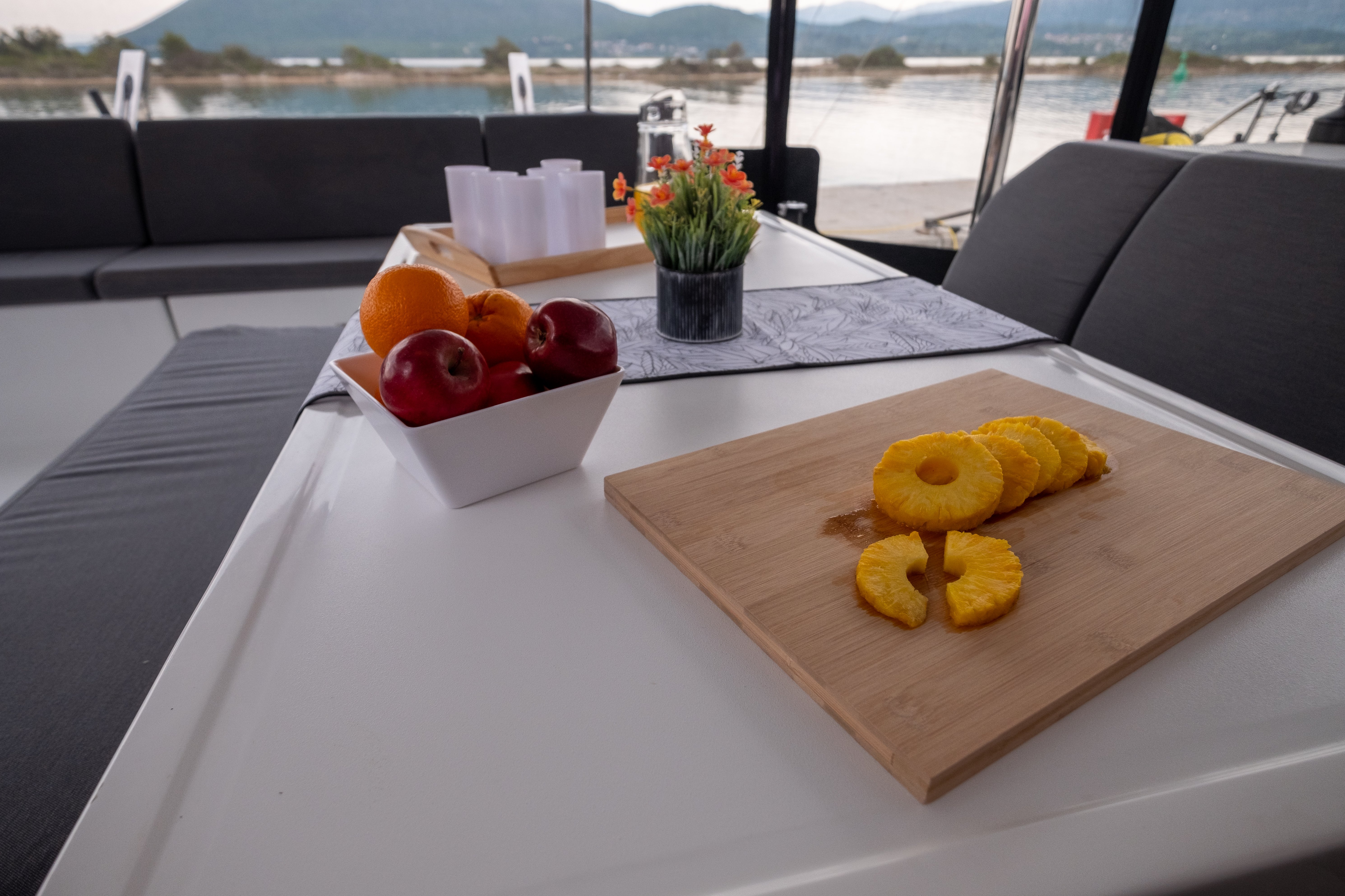 Orestes - Katamaran içinde Lefkada