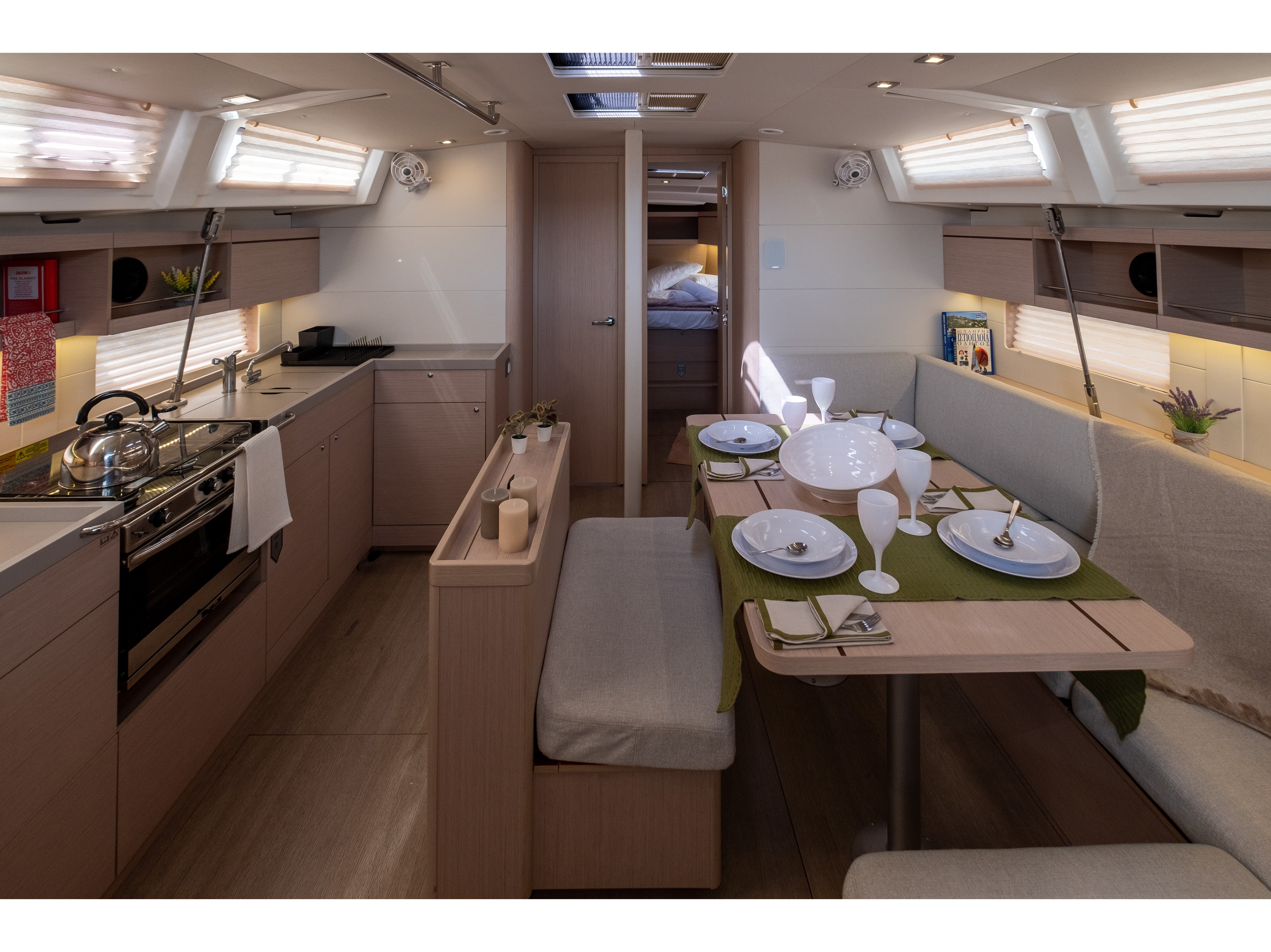 Ethereal - Yelkenli içinde Lefkada