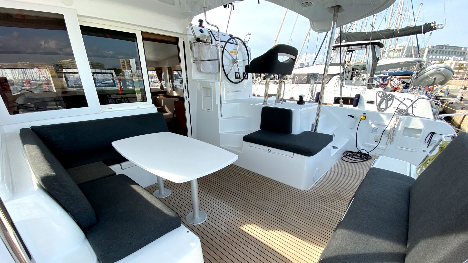 Sunrise - Catamaran in Can Pastilla