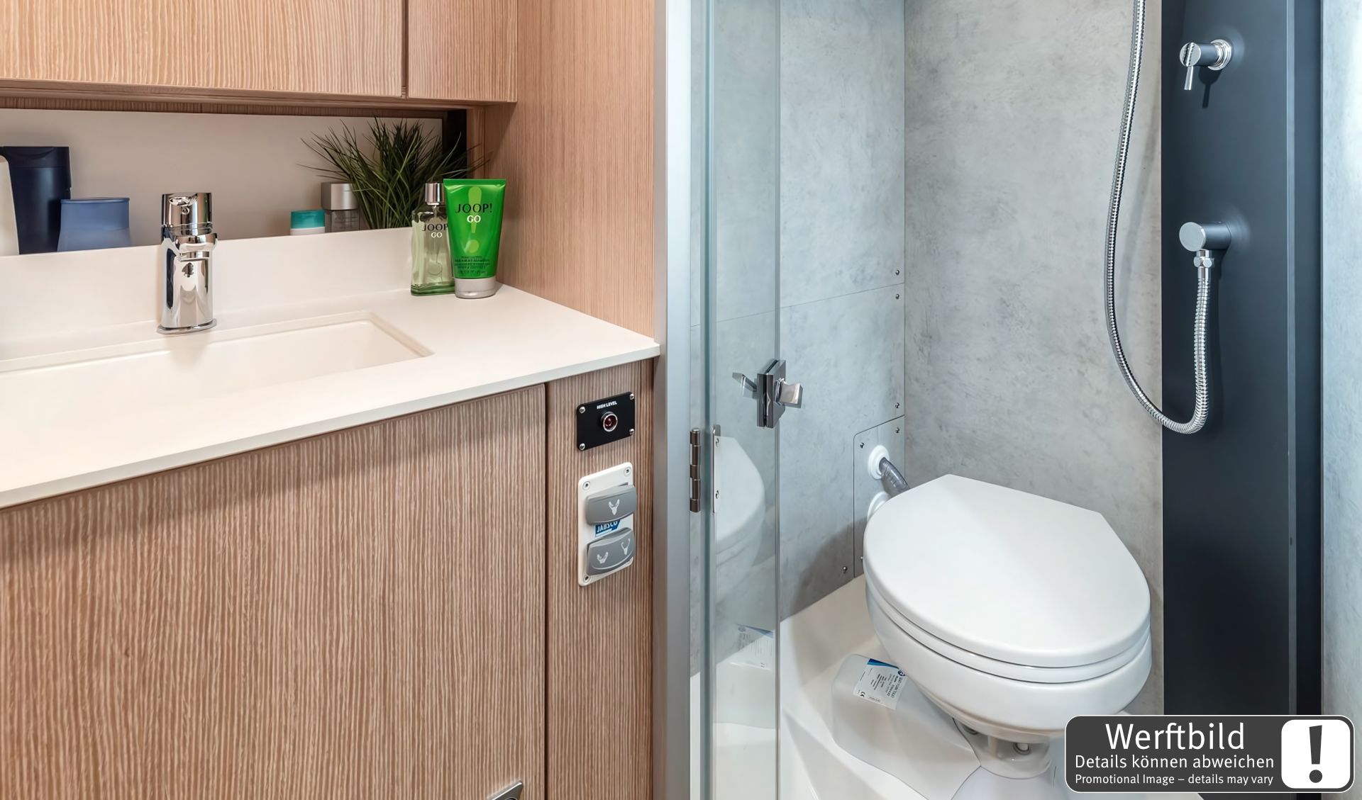 Blue Eyes - Sailboat in Palma