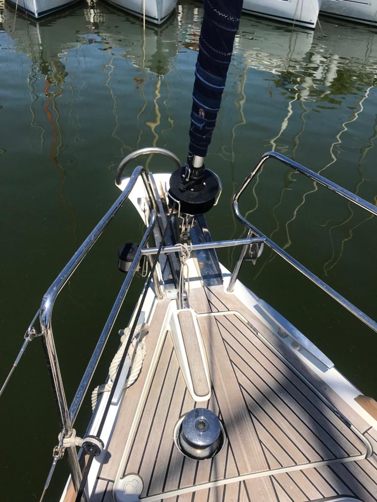 Alboran Gin Tonic (Radazul) - Sailboat in Radazul