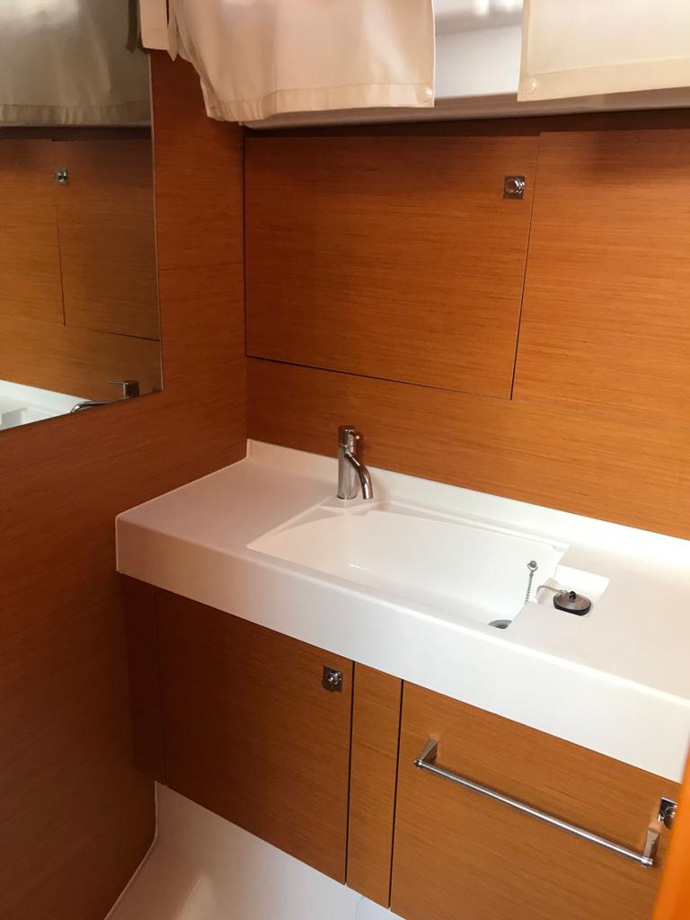 Alboran Bourbon (Las Galletas) - Sailboat in Las Galletas