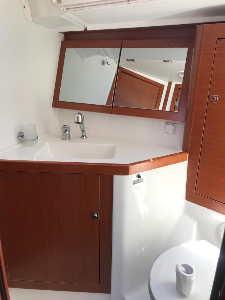 Alboran Gin Tonic (Majorca) - Sailboat in Palma