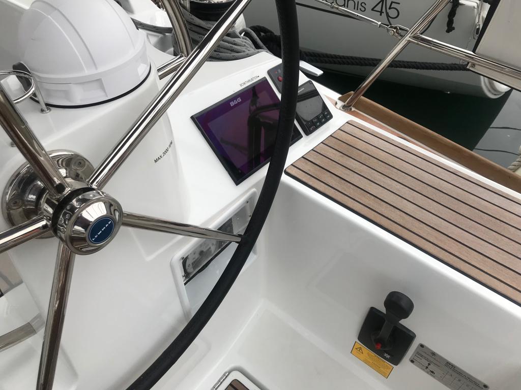 Alboran Jerez (Radazul) - Sailboat in Radazul