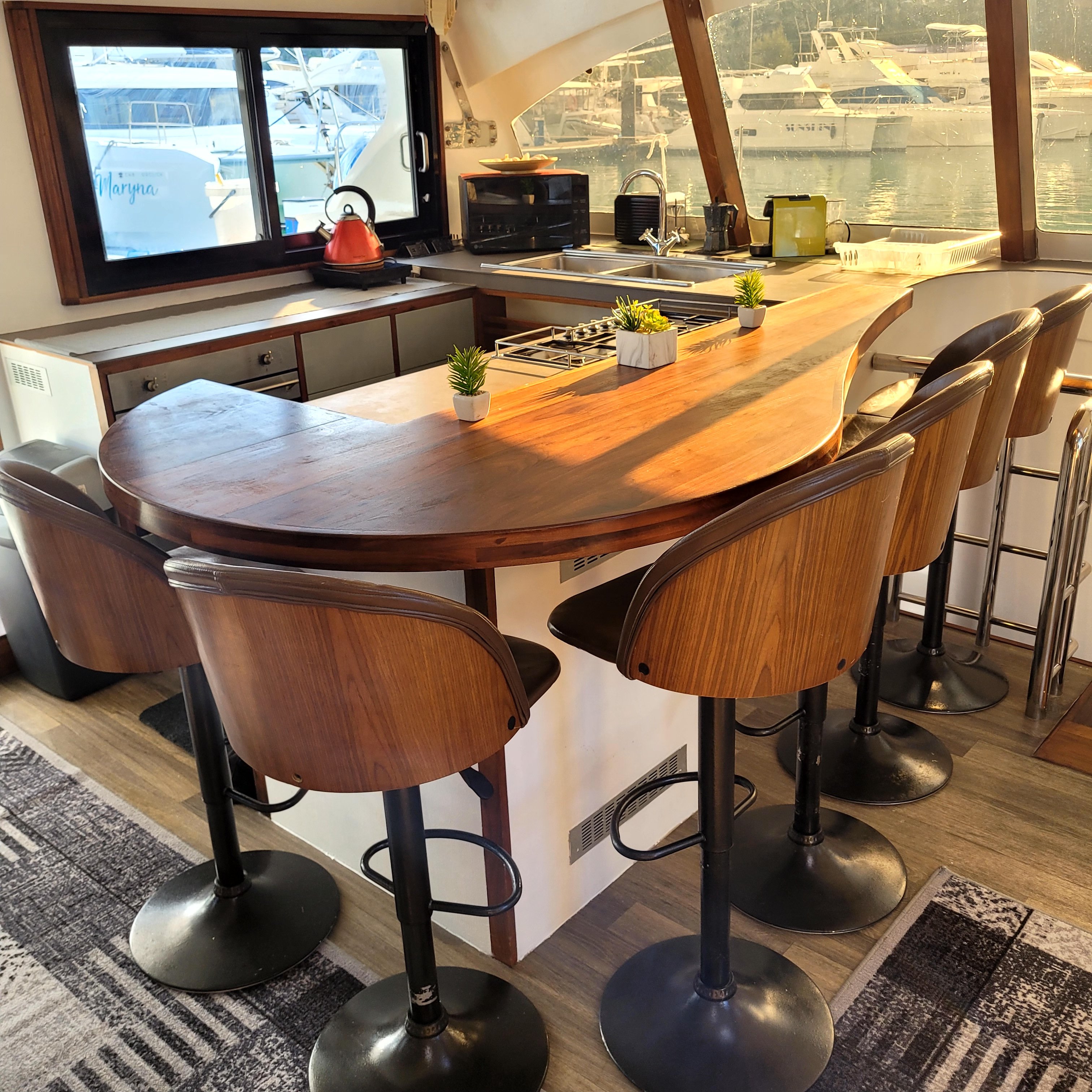 Valerie - Catamaran in Providence