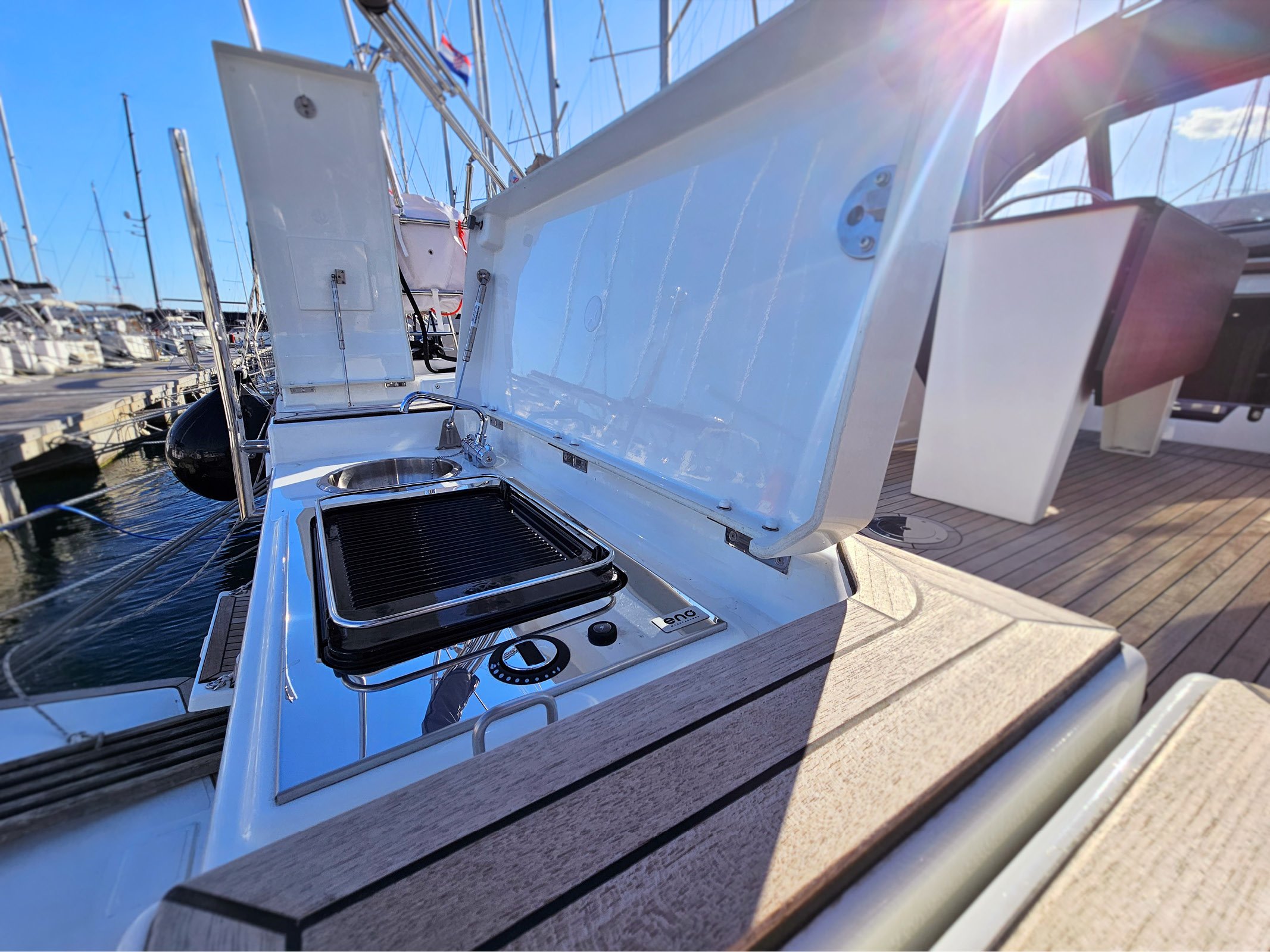 Furioso - Yelkenli içinde Kaštel Gomilica