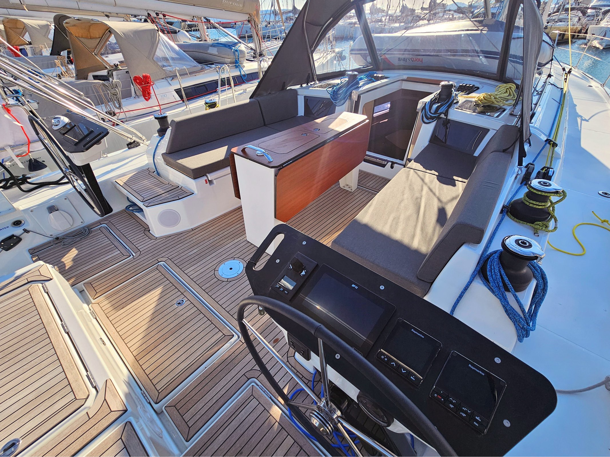 Furioso - Yelkenli içinde Kaštel Gomilica