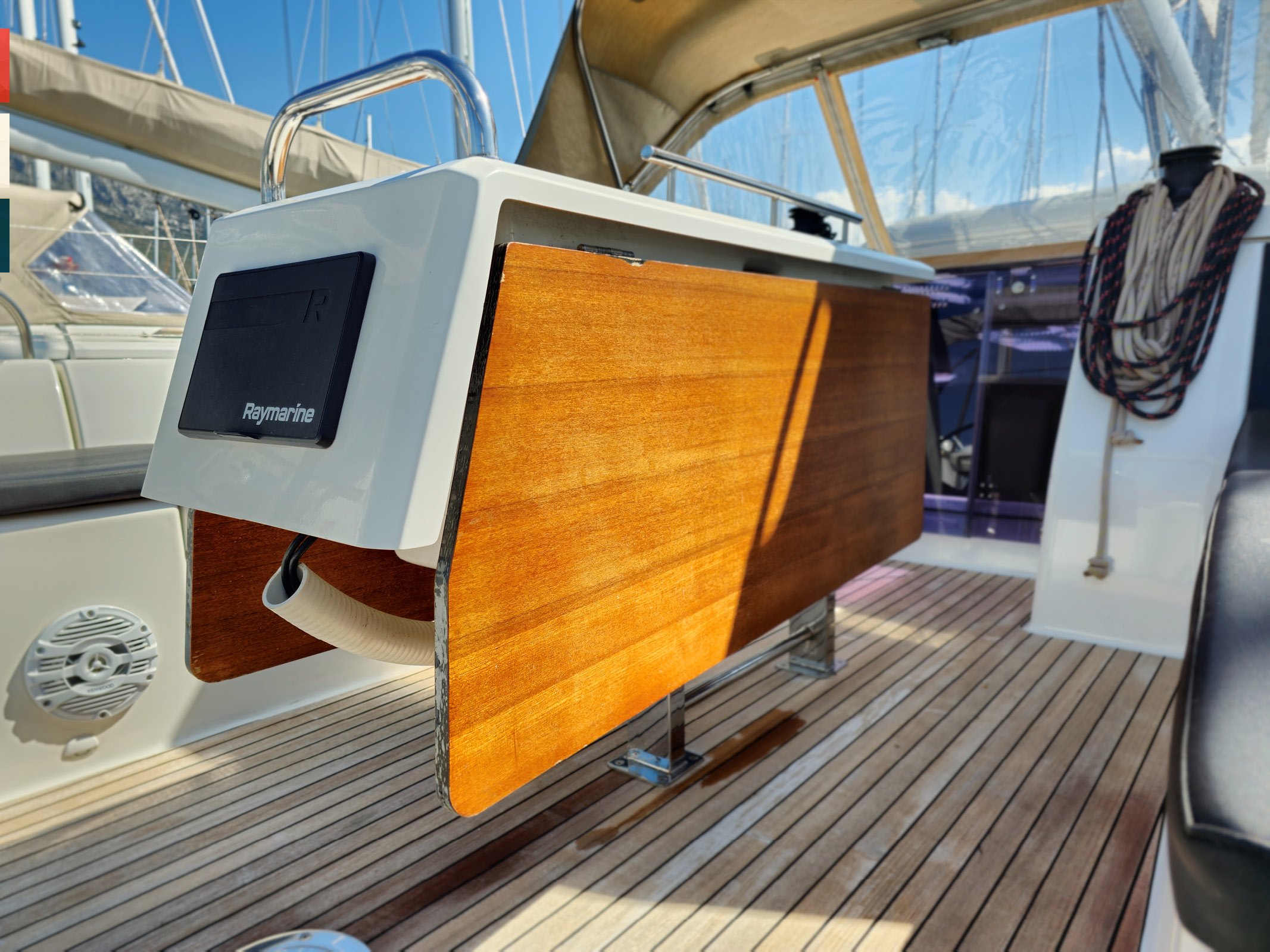 Lento - Yelkenli içinde Kaštel Gomilica